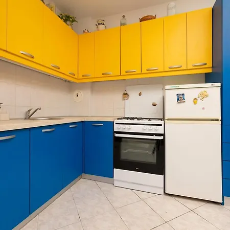 Apartment Lu By El-pi Tours