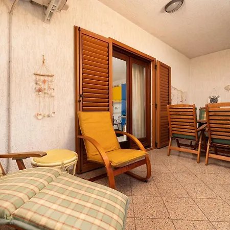 Apartment Lu By El-pi Tours Malinska