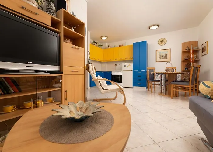 Lu By El-pi Tours Apartman Malinska