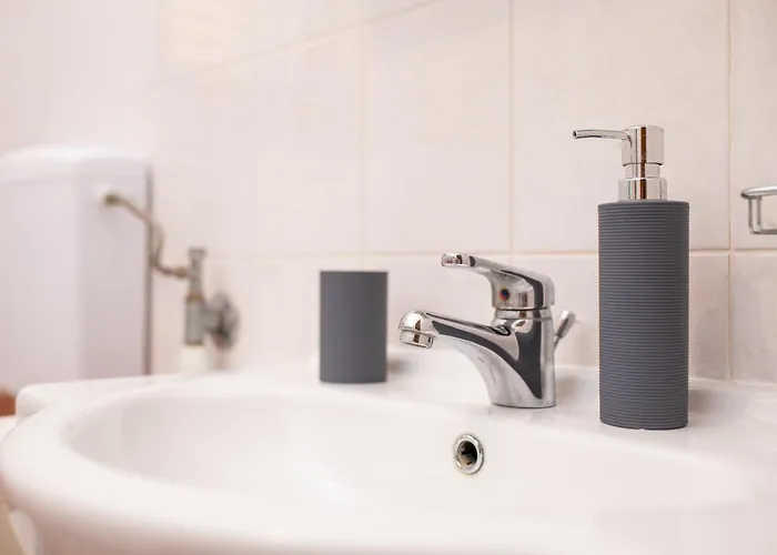 Lu By El-pi Tours Apartman